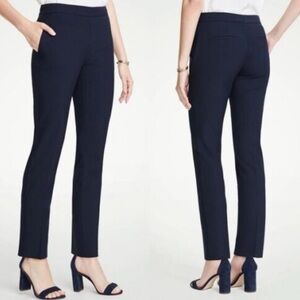 Women’s Ann Taylor Slim Fit Ankle Pants Navy 00P